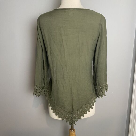 Westport Olive Green Pintuck Blouse with Lace Trim - Size XS - Picture 6 of 8